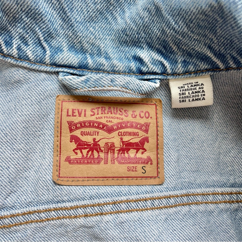 Levi's Light Blue Jean Jacket - Picture 4 of 4